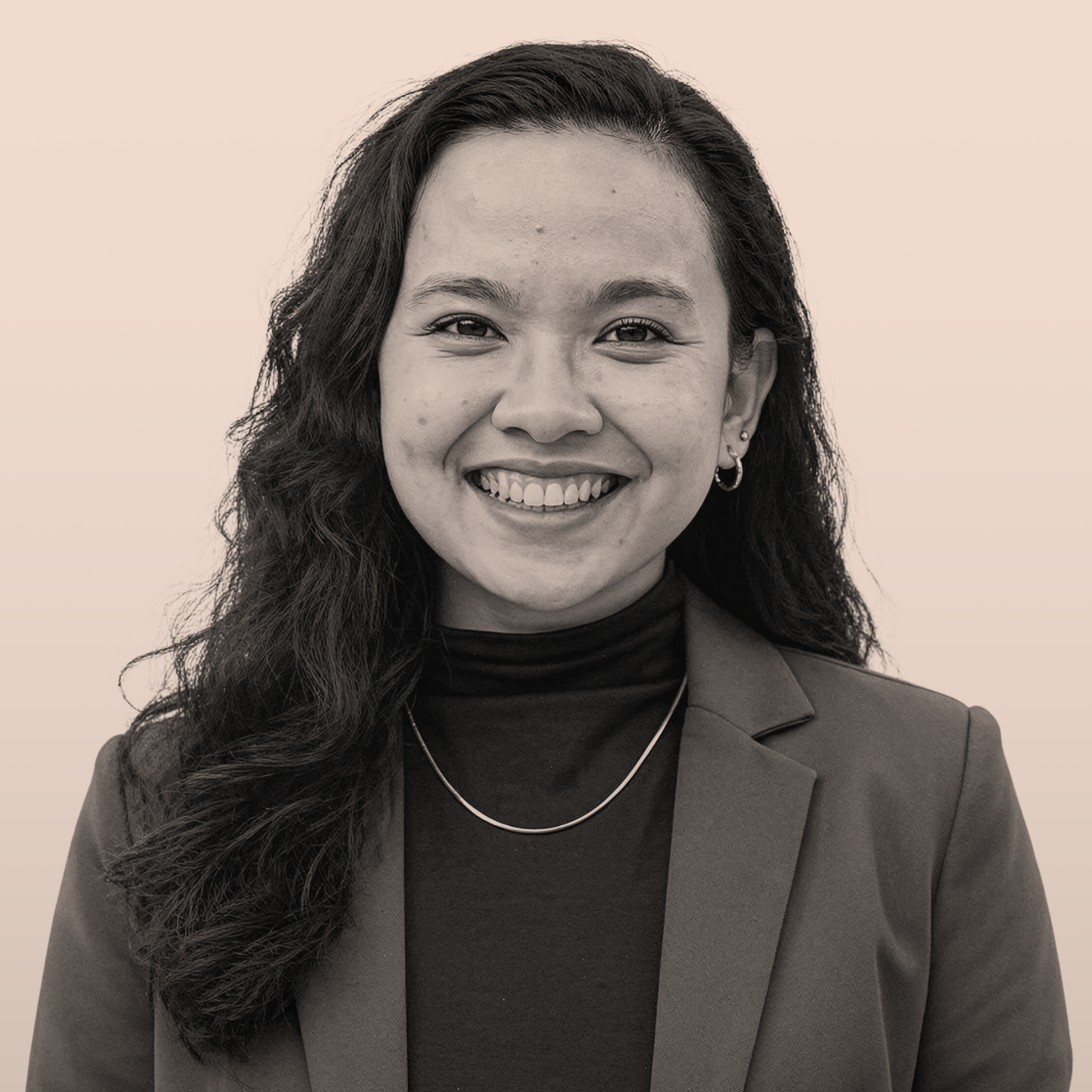 Employee=Chenille B., Color=Tumbleweed