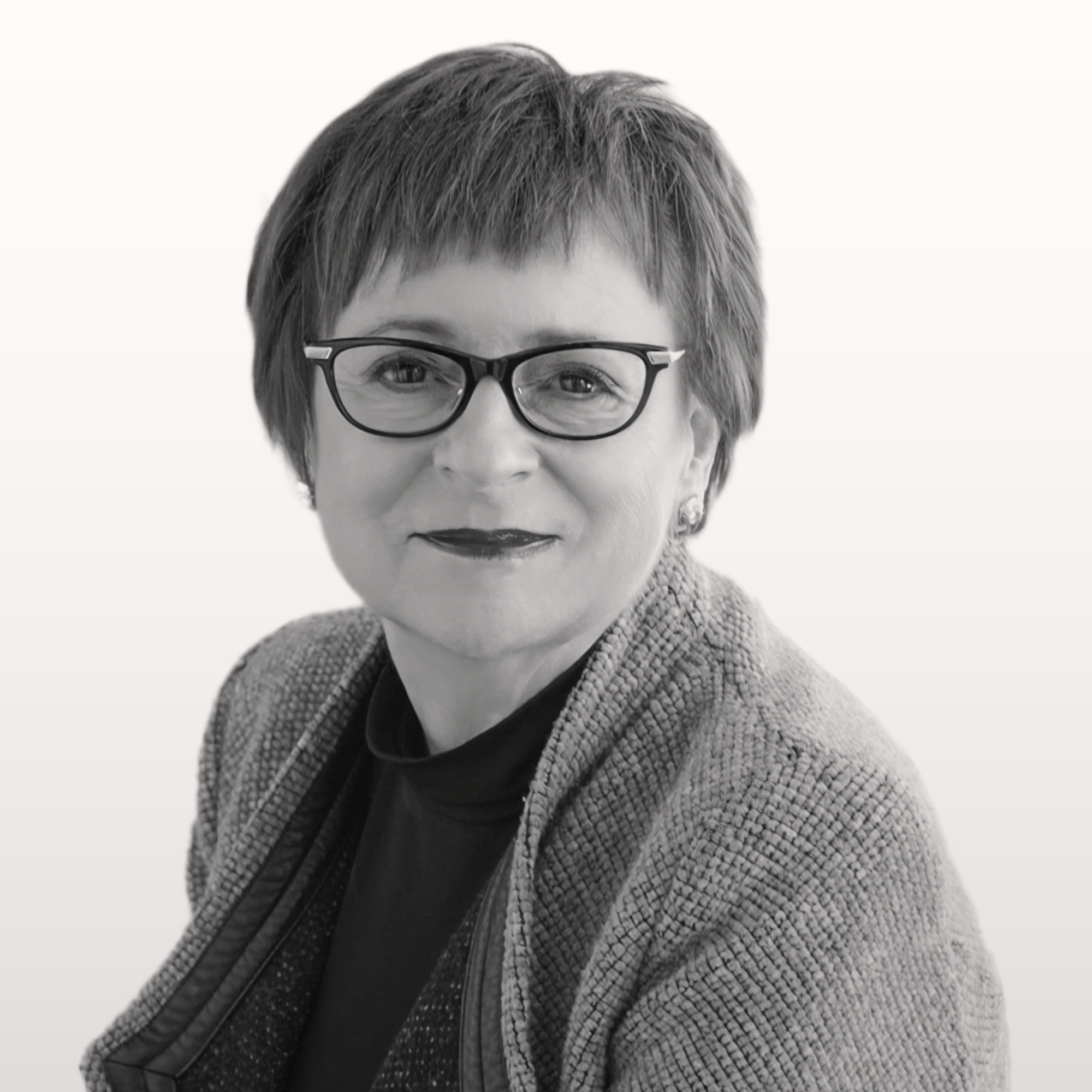 Employee=Jeanne Sullivan, Color=White-1