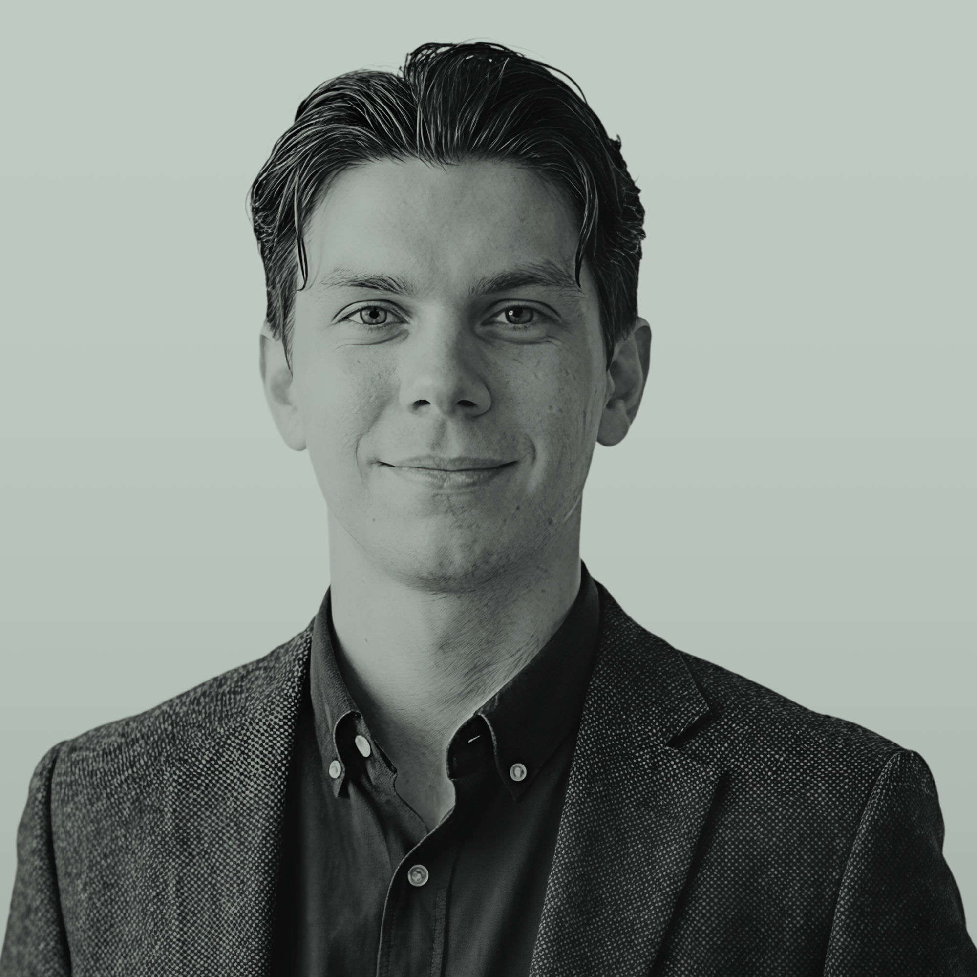 Employee=Julian Donnelly, Color=Green