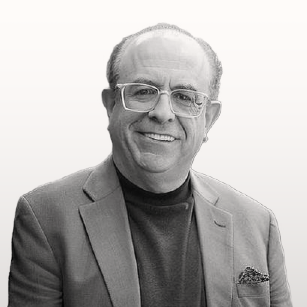 Employee=Simon, Color=White